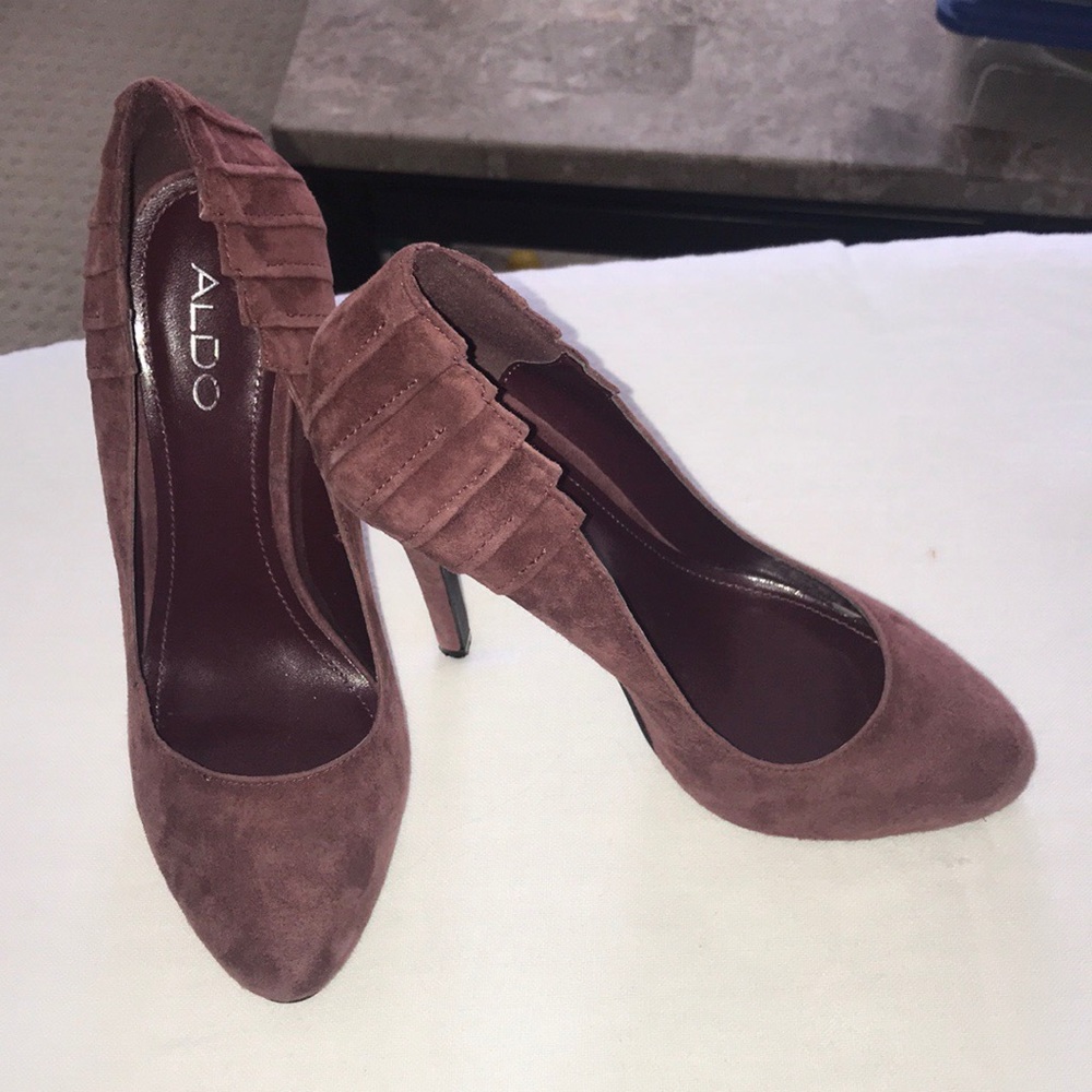 ALDO Botkins Suede Platform Heels 7.5